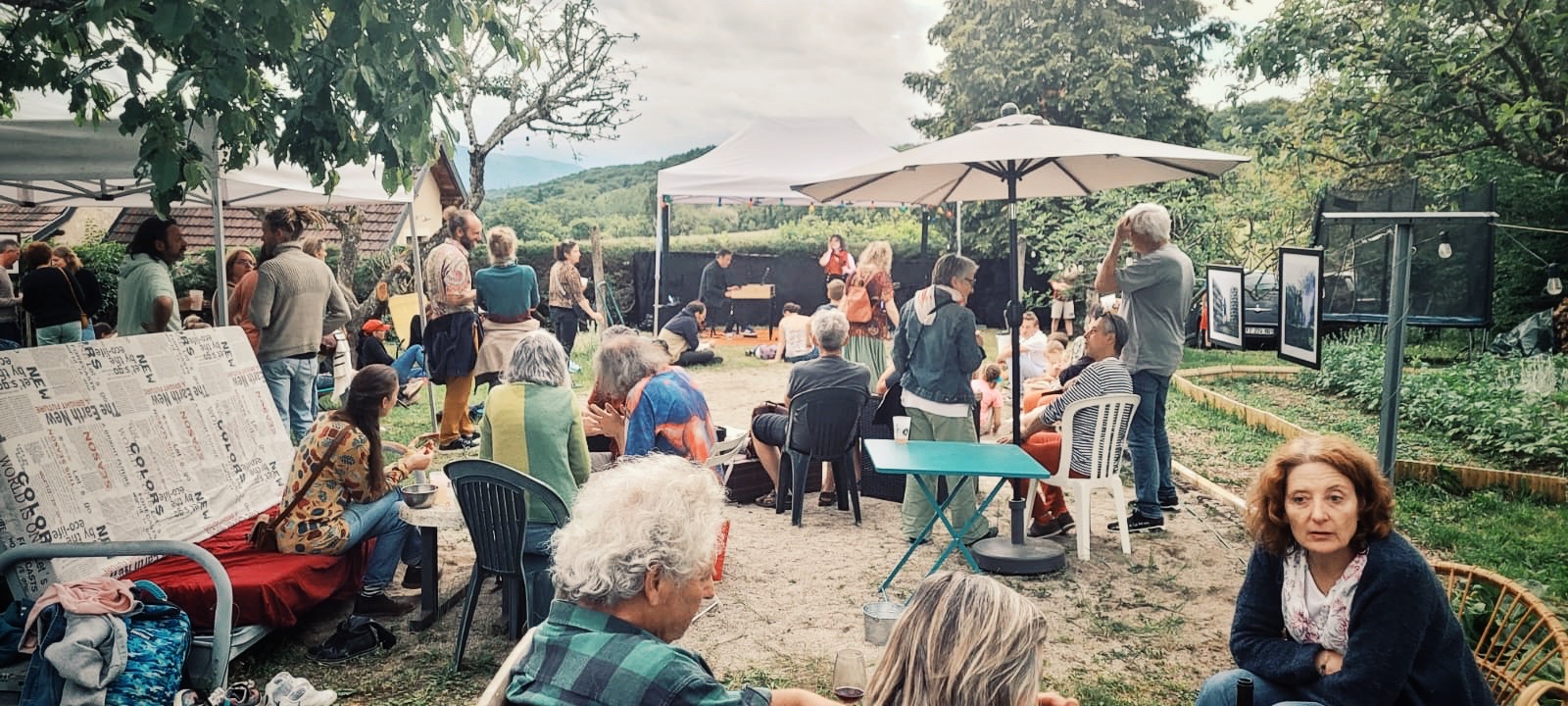 Une journée dans le jardin de la charmeuse lors du second évènement Concert avec Vues